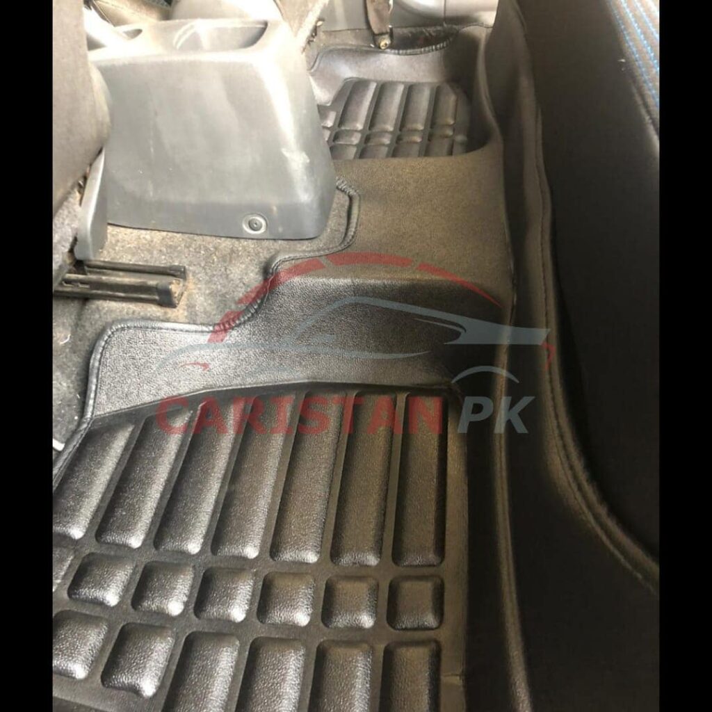 Suzuki Swift 5D Floor Mats Black 2007-21 3