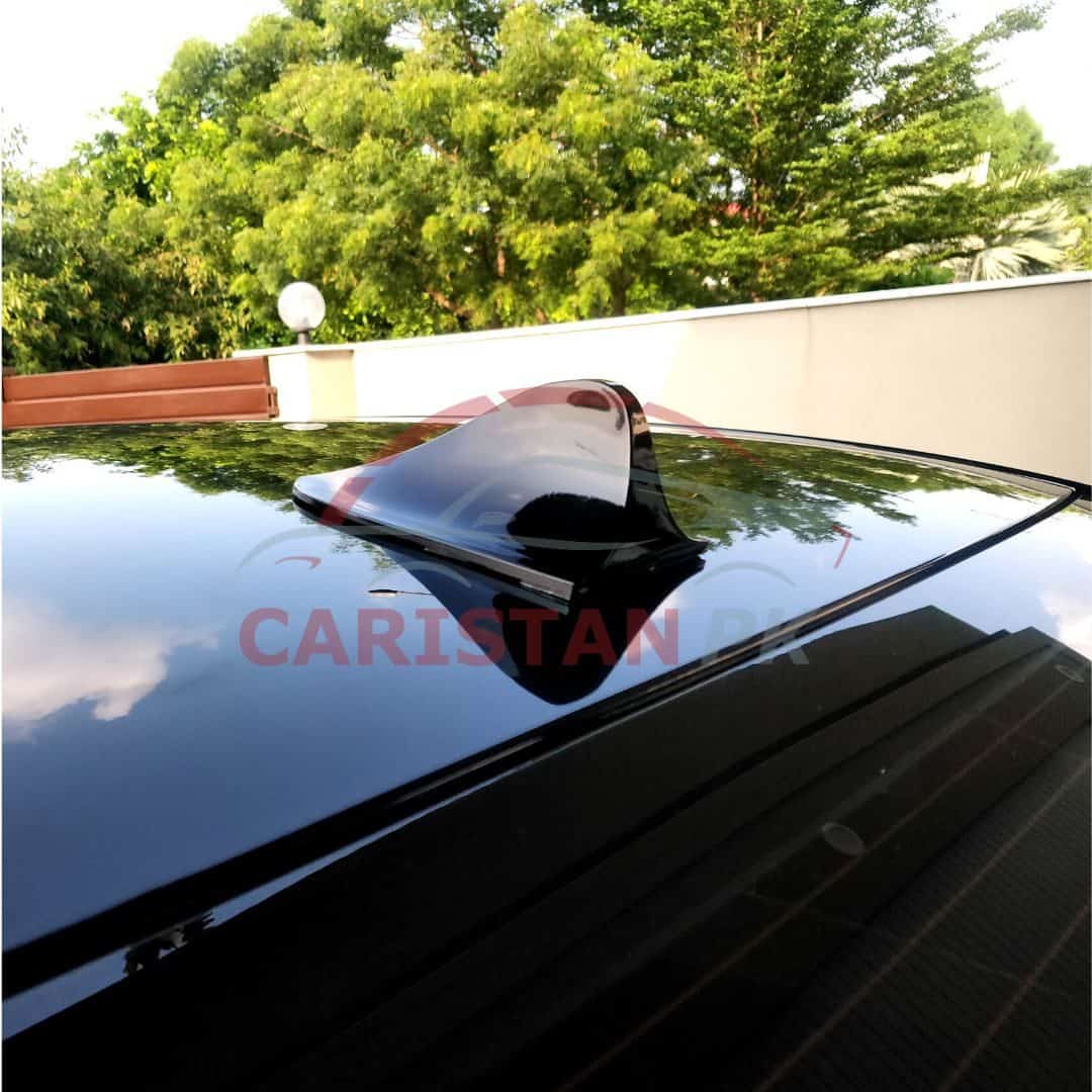 Universal Car Roof Radio Signal Shark Fin Antenna