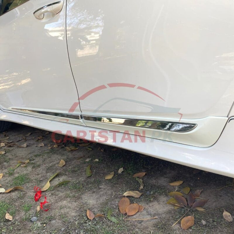 Toyota Corolla Chrome Door Moulding With White Body Plastic 2014-26 2