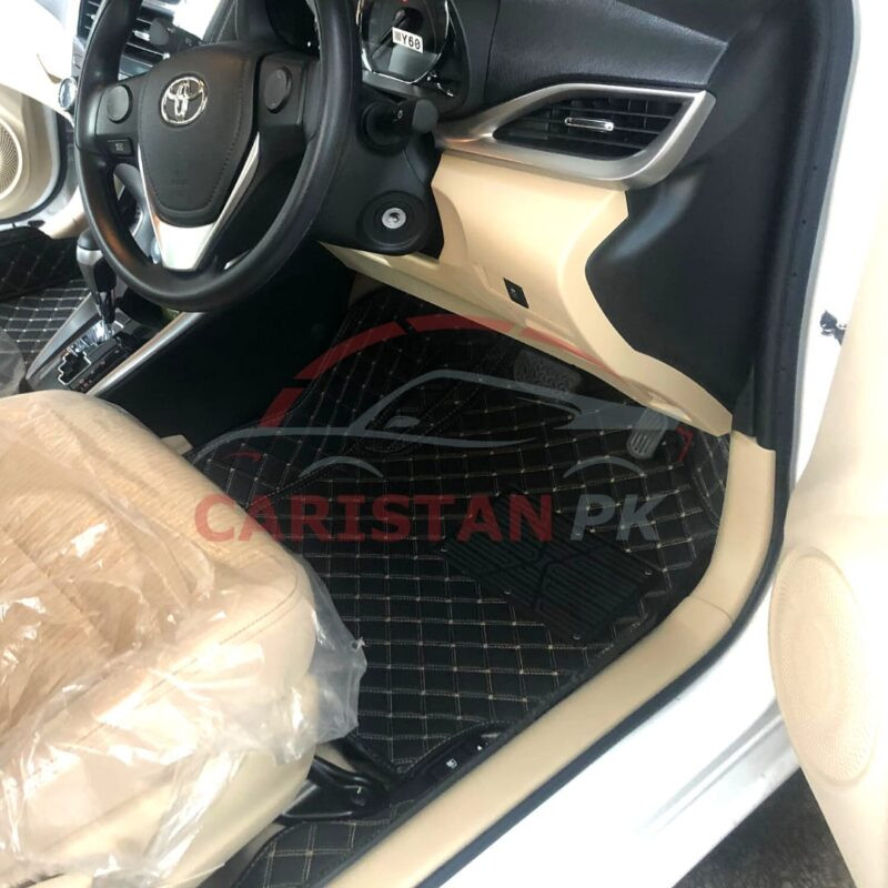 Toyota Yaris 7D Floor Mats Black With Beige Stitch 1