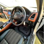 Honda Vezel 9D Floor Mats Black & Beige Stitch 1