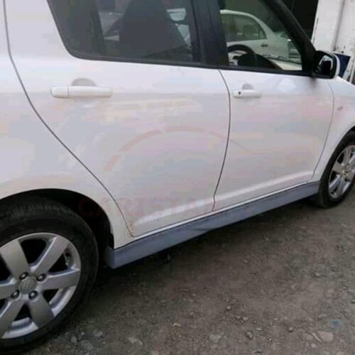 Suzuki Swift Body Kit 4 Piece Fiber Glass Design C Sides