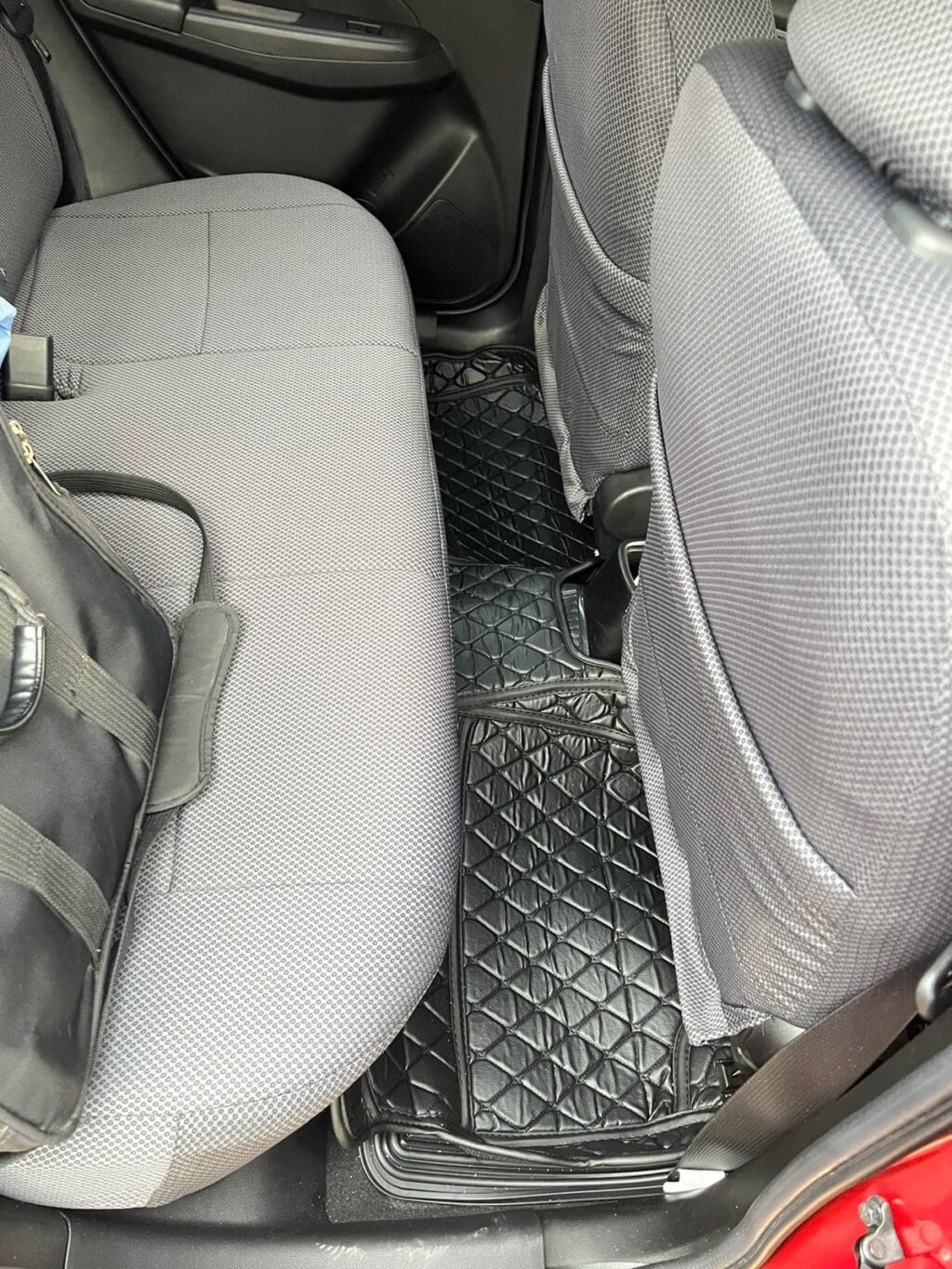 Suzuki Swift 7D Premium Floor Mats Black 2022 Model Onwards 3