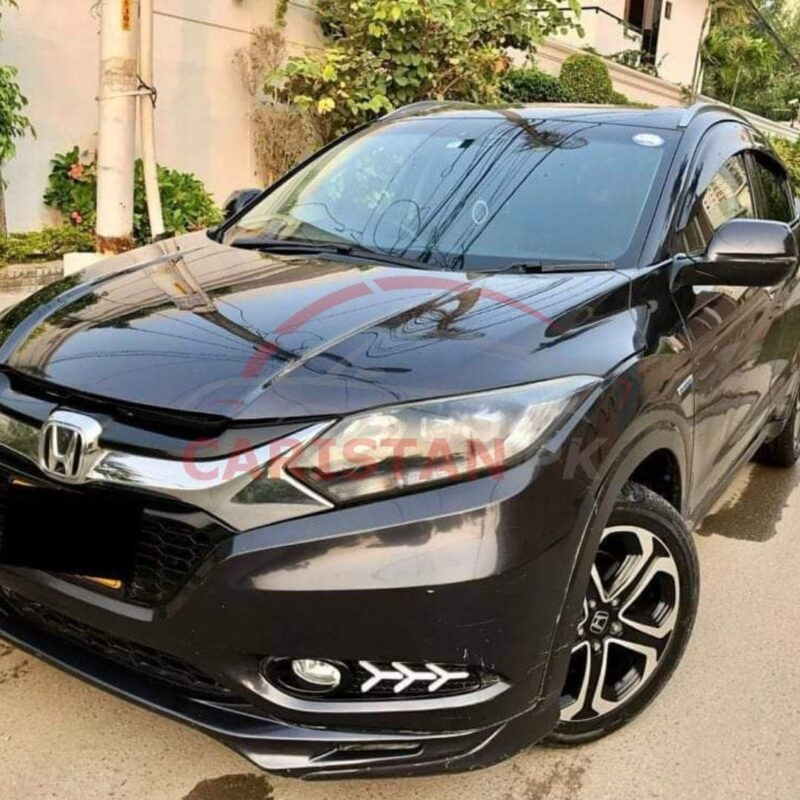 Honda Vezel V3 Arrow Style Fog Lamp DRL Cover 2