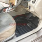 Toyota Corolla Axio 5D Floor Mats Black 2006-12 1