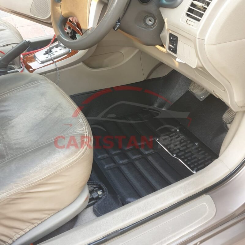 Toyota Corolla Axio 5D Floor Mats Black 2006-12 1