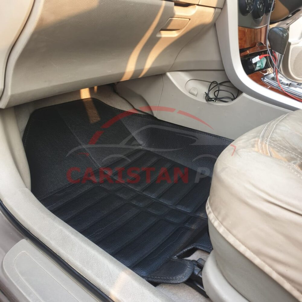 Toyota Corolla Axio 5D Floor Mats Black 2006-12