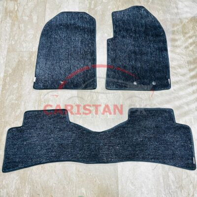 KIA Stonic Premium Carpet Floor Mats Black Grey 2