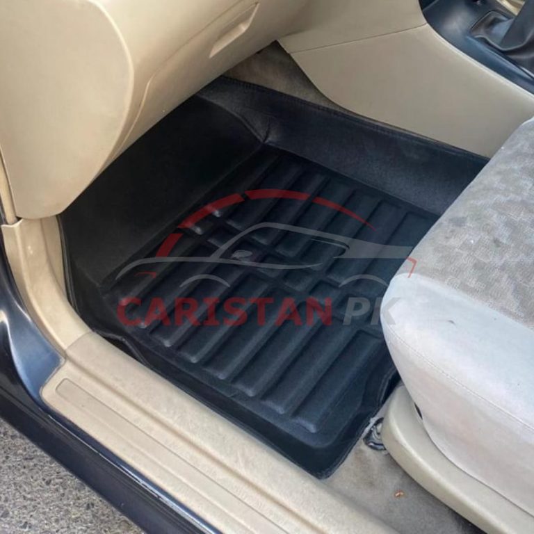 Toyota Corolla X 5D Floor Mats Black 2002-05 Model