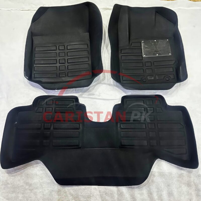 Toyota Aqua 5D Floor Mats Black 2017-22 3