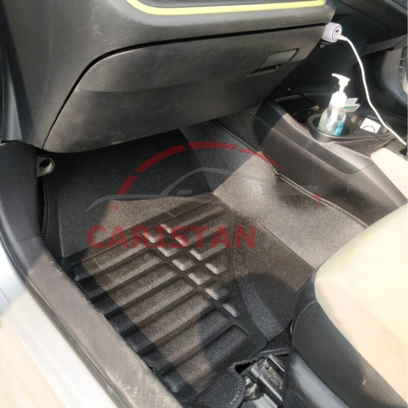 Toyota Aqua 5D Floor Mats Black 2017-22 2