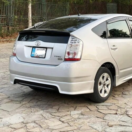 Unpainted Toyota Prius Body Kit 2 Piece Fiber Glass 2005-09 Model 1
