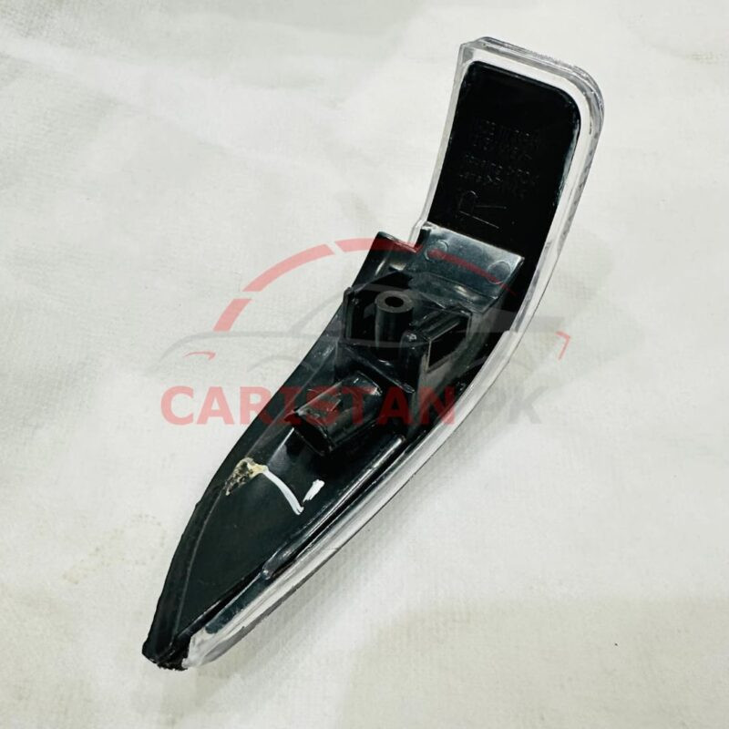 Toyota Corolla/ Aqua/ Vitz/ Passo/ Yaris/ Premio/ Axio/ Rush/ Camry Indicator 3