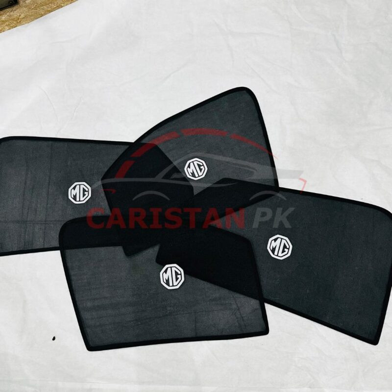 MG HS PHEV Trophy Sunshades With Logo 2