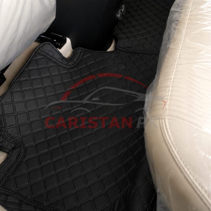 Toyota Yaris 7D Floor Mats Black 3