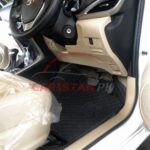 Toyota Yaris 7D Floor Mats Black 2