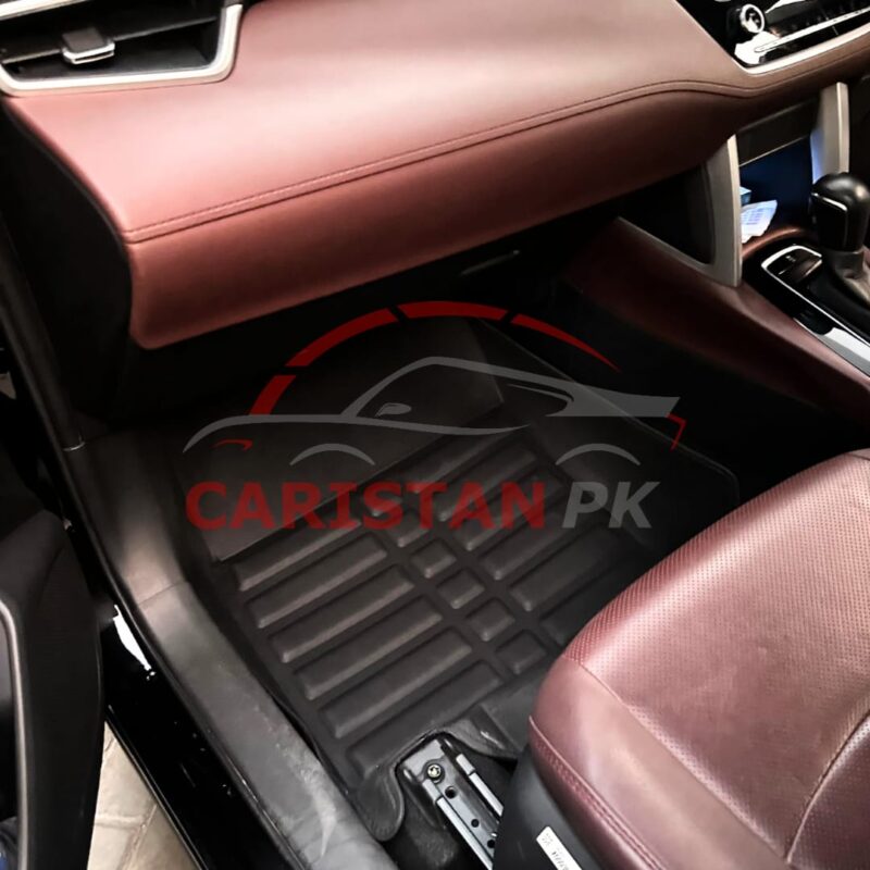 Toyota Corolla Cross 5D Floor Mats Black 3