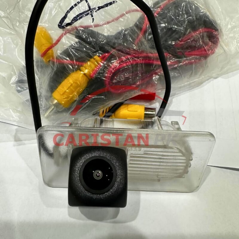 Toyota Yaris HD Reverse Camera 180° View 2
